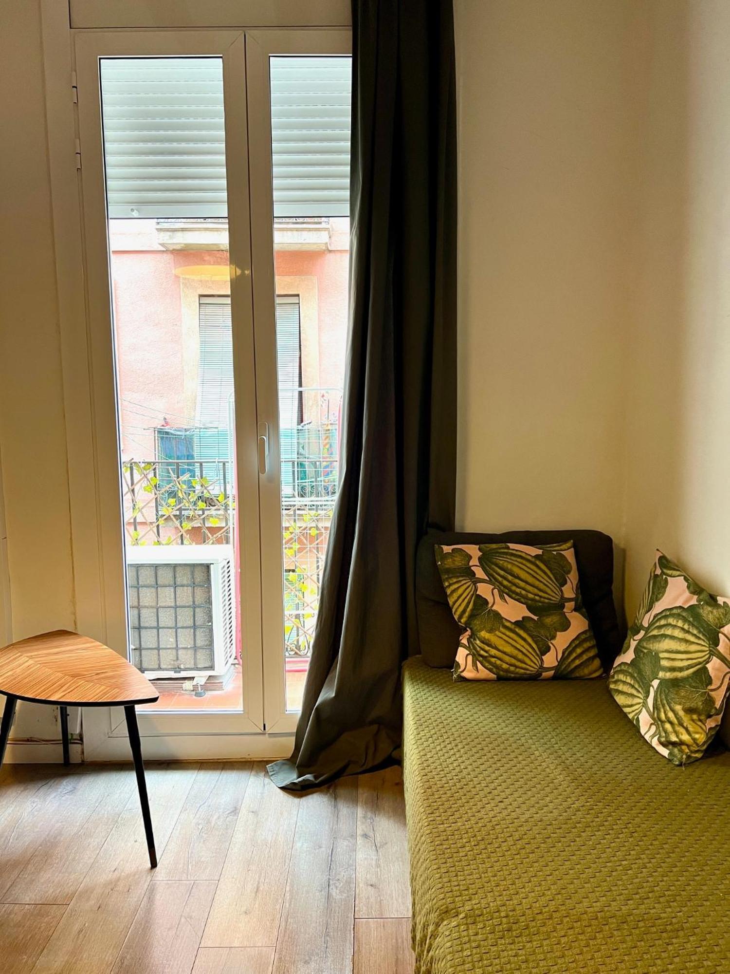 Apartamento Bonito Apartamento En Zona Centrica De Barcelona Exterior foto